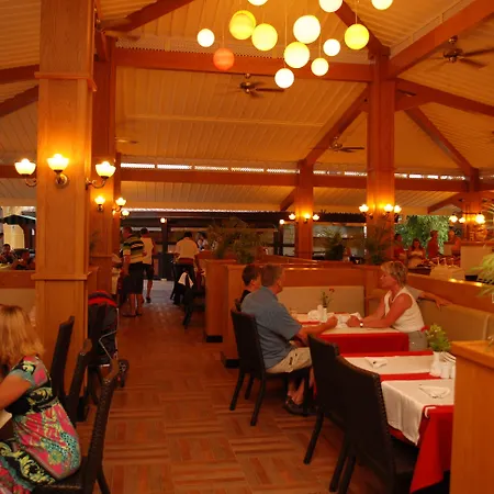 Club Boran Mare Üdülőközpont 5*