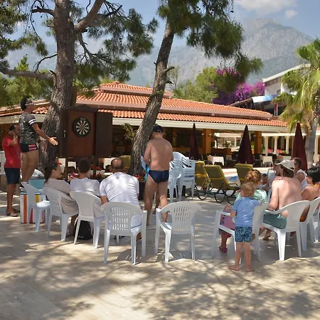 אתר נופש Club Boran Mare קמר
