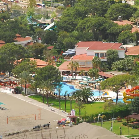 אתר נופש Club Boran Mare קמר