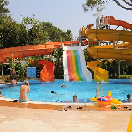 Club Boran Mare אתר נופש קמר