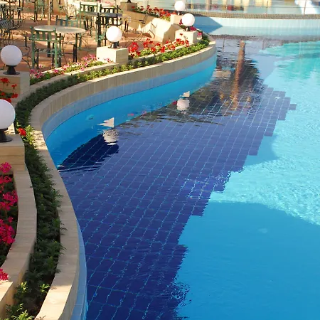 Ośrodek wypoczynkowy Club Boran Mare 5*