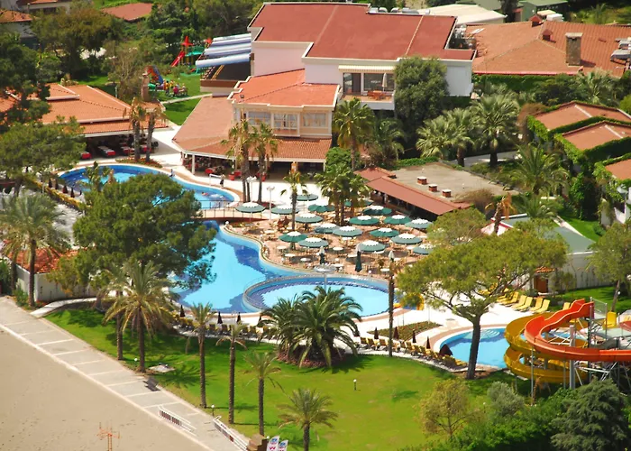 Club Boran Mare منتجع 5*